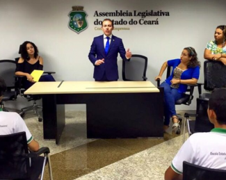 Joaquim Noronha Palestra para alunos da rede pública de ensino do Ceará